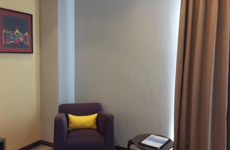 Duet Hotel, Ahmedabad 3